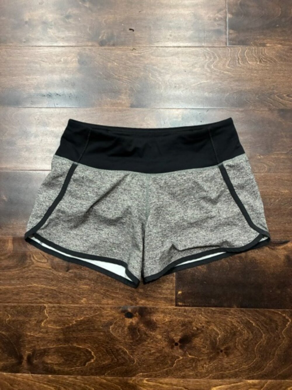 Lululemon Run Time Shorts - Size 2